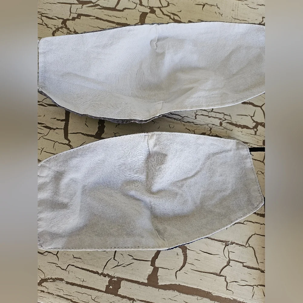 3/$15 Face Masks Lot Of 2 Good Used Condition